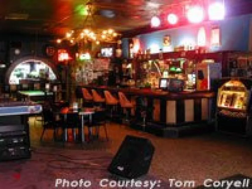Melody Inn | Play pool in Indianapolis, IN | ChalkySticks - Find