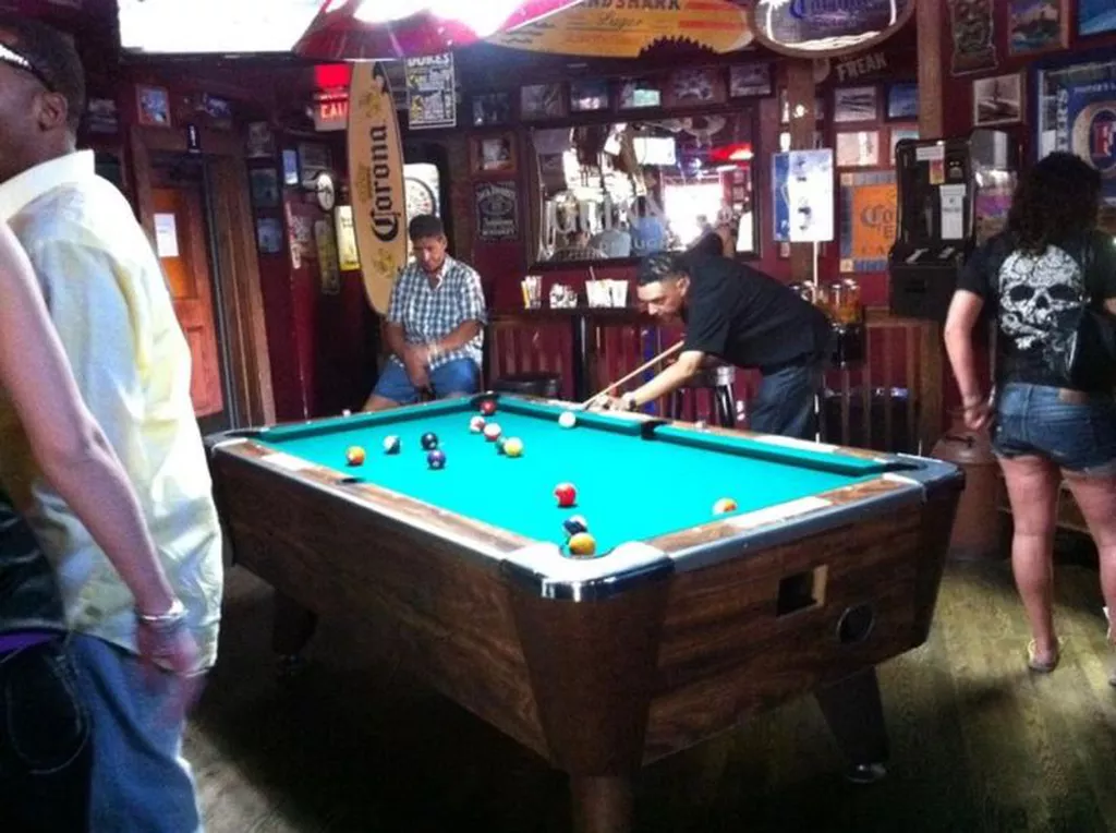 Zad's | Play pool in Milwaukee, WI | ChalkySticks - Find, Play, and ...