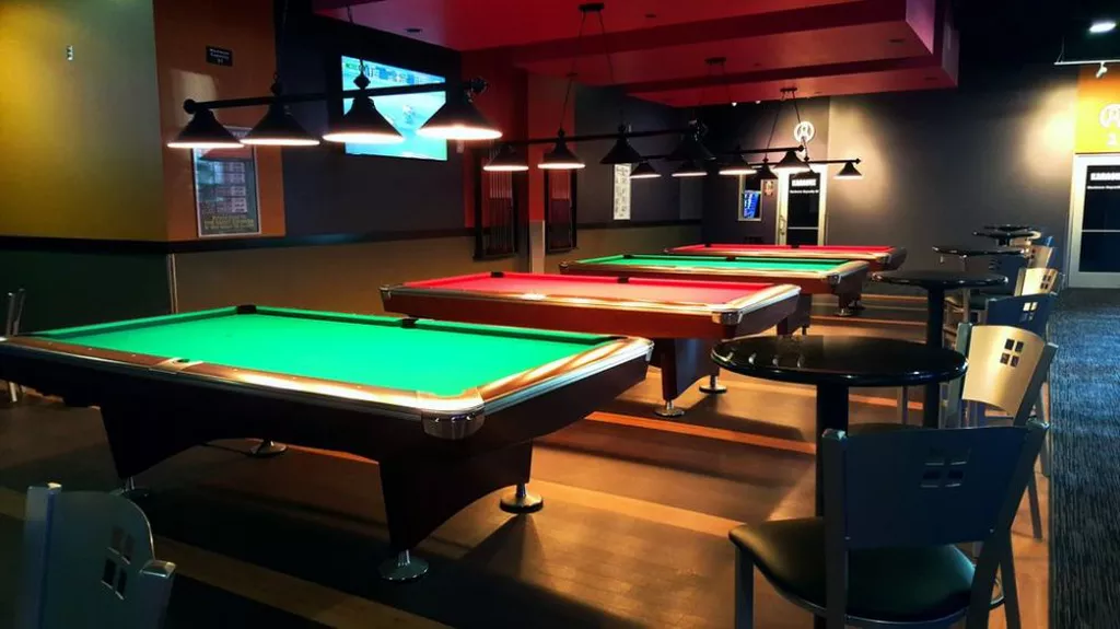 Round 1 Bowling & Amusement | Play pool in Santa Ana, CA | ChalkySticks ...