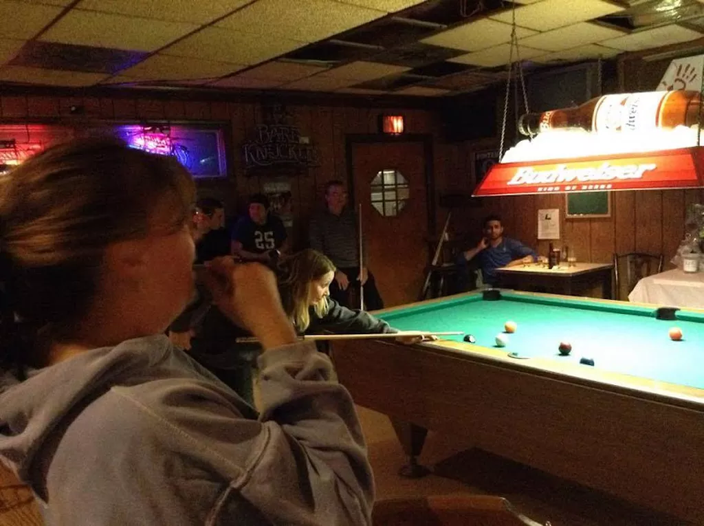 Woodbridge Community Center | Play pool in Woodbridge Township, NJ ...