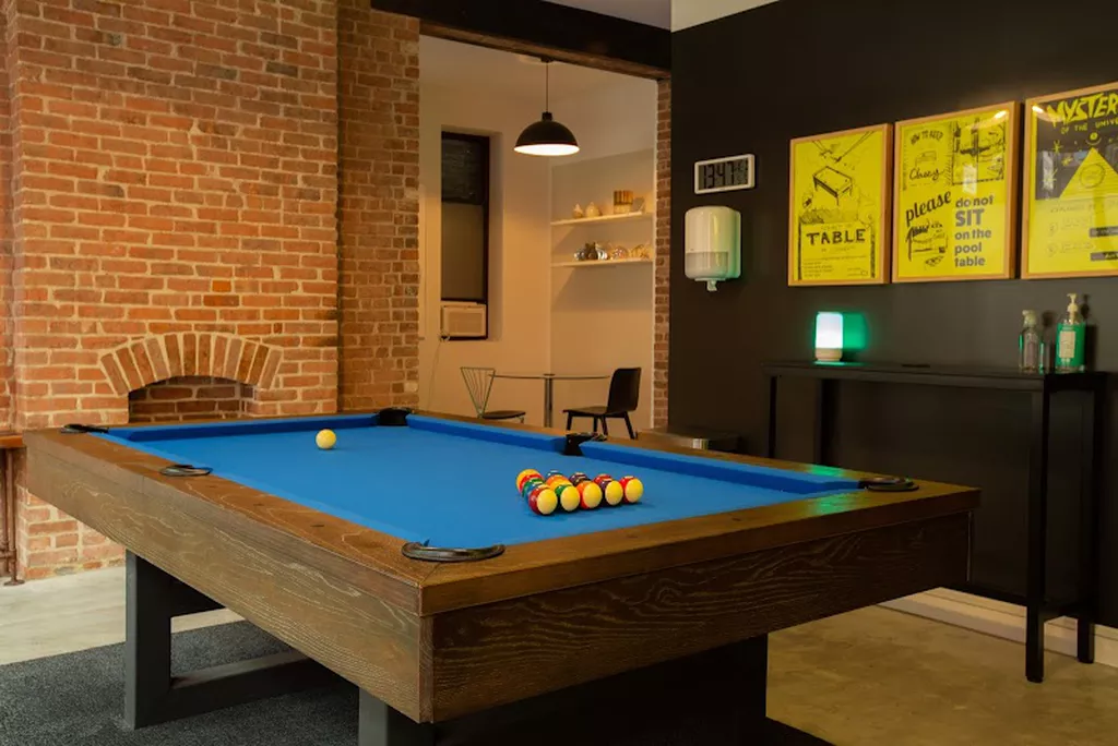 Sharks Pool Club | Play pool in New York, NY | ChalkySticks - Find ...