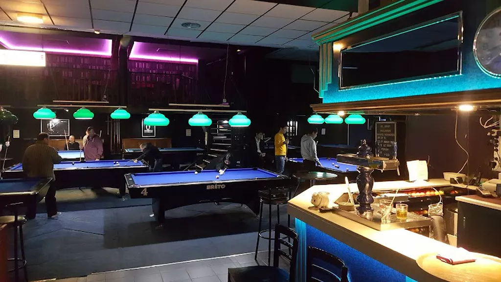 Paris Pool Table Snooker Point | Play pool in Paris, IDF | ChalkySticks - Find, Play ...