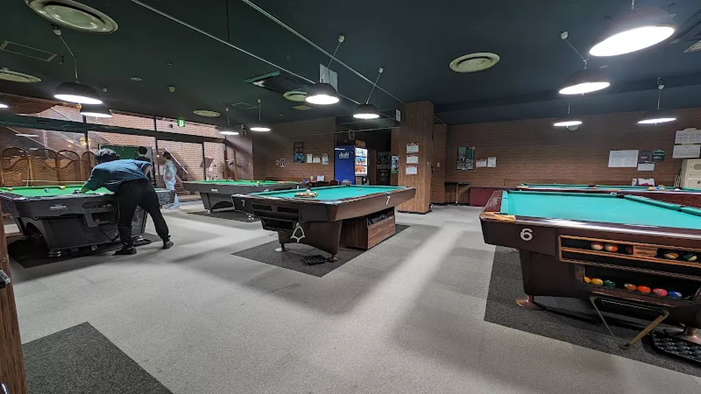 コビービリヤード | Play pool in Nakano City, Tokyo | ChalkySticks