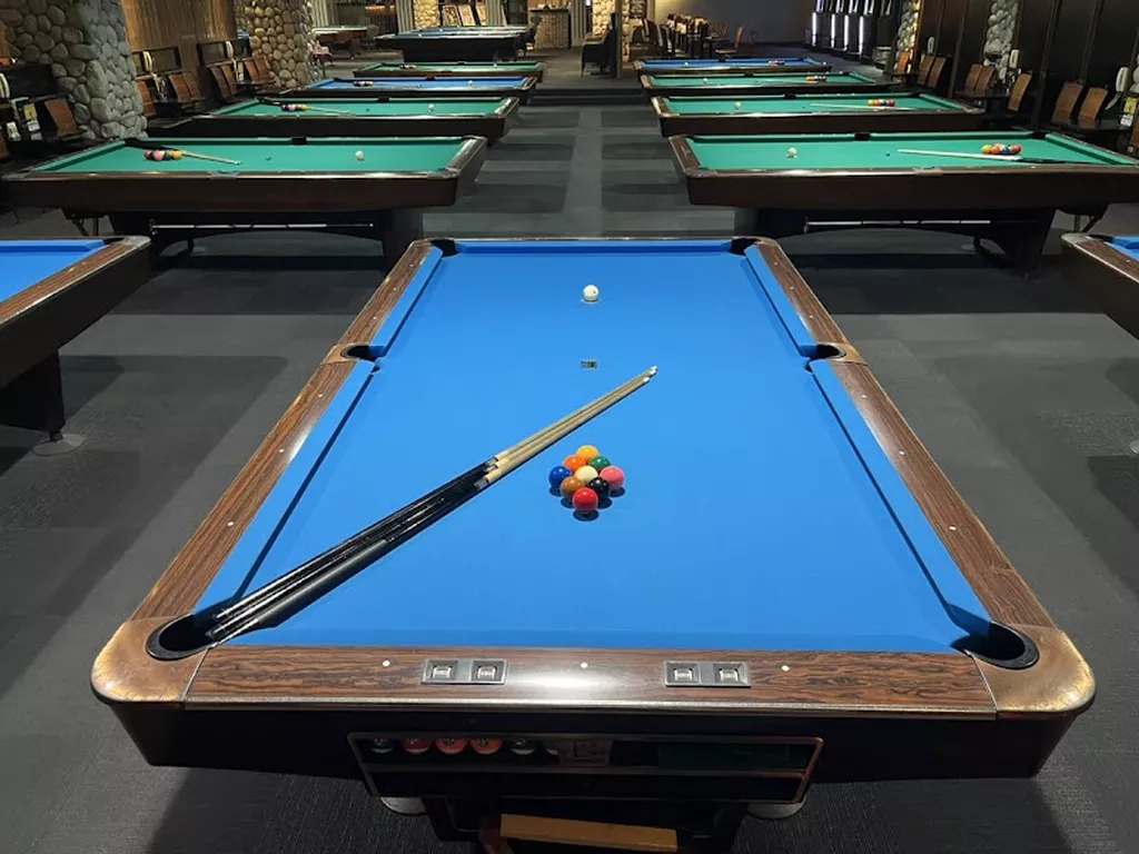 ALICE Billiards | Play pool in Ota City, Tokyo | ChalkySticks - Find ...