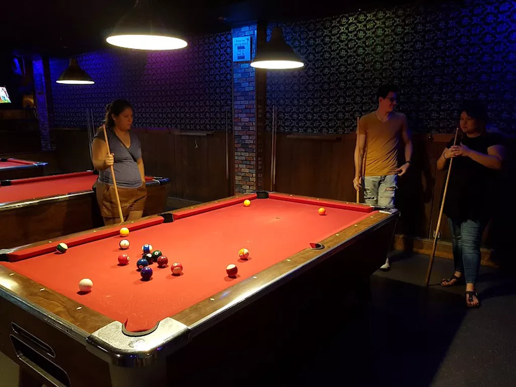 Four Roses | Play pool in Aranjuez, MD | ChalkySticks - Find, Play, and ...