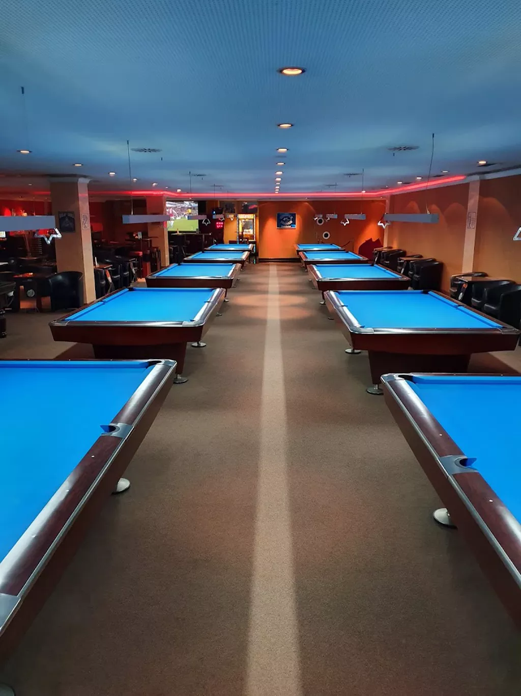 Billardcenter Breakpoint | Play pool in Bülach, ZH | ChalkySticks ...