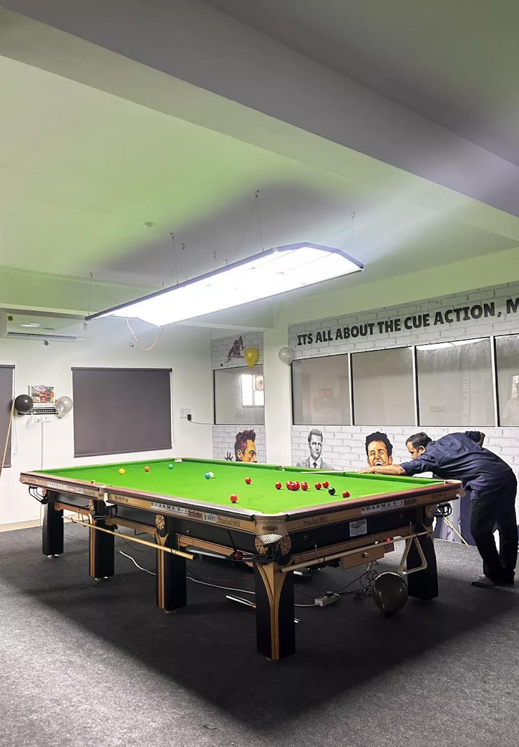 Ronnie pool & snooker club | Play pool in Nagpur, MH | ChalkySticks ...