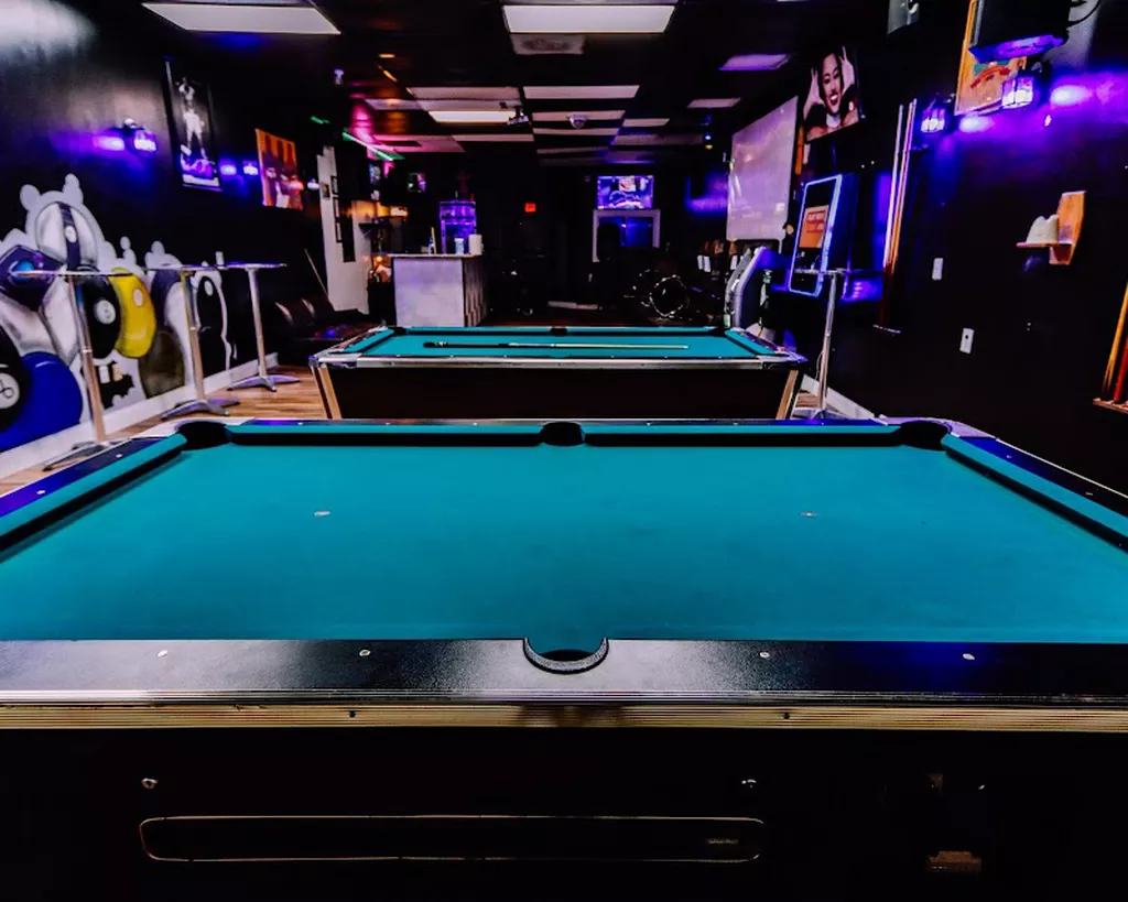 Legends Billiards Cafe | Play pool in Silver Spring, MD | ChalkySticks ...