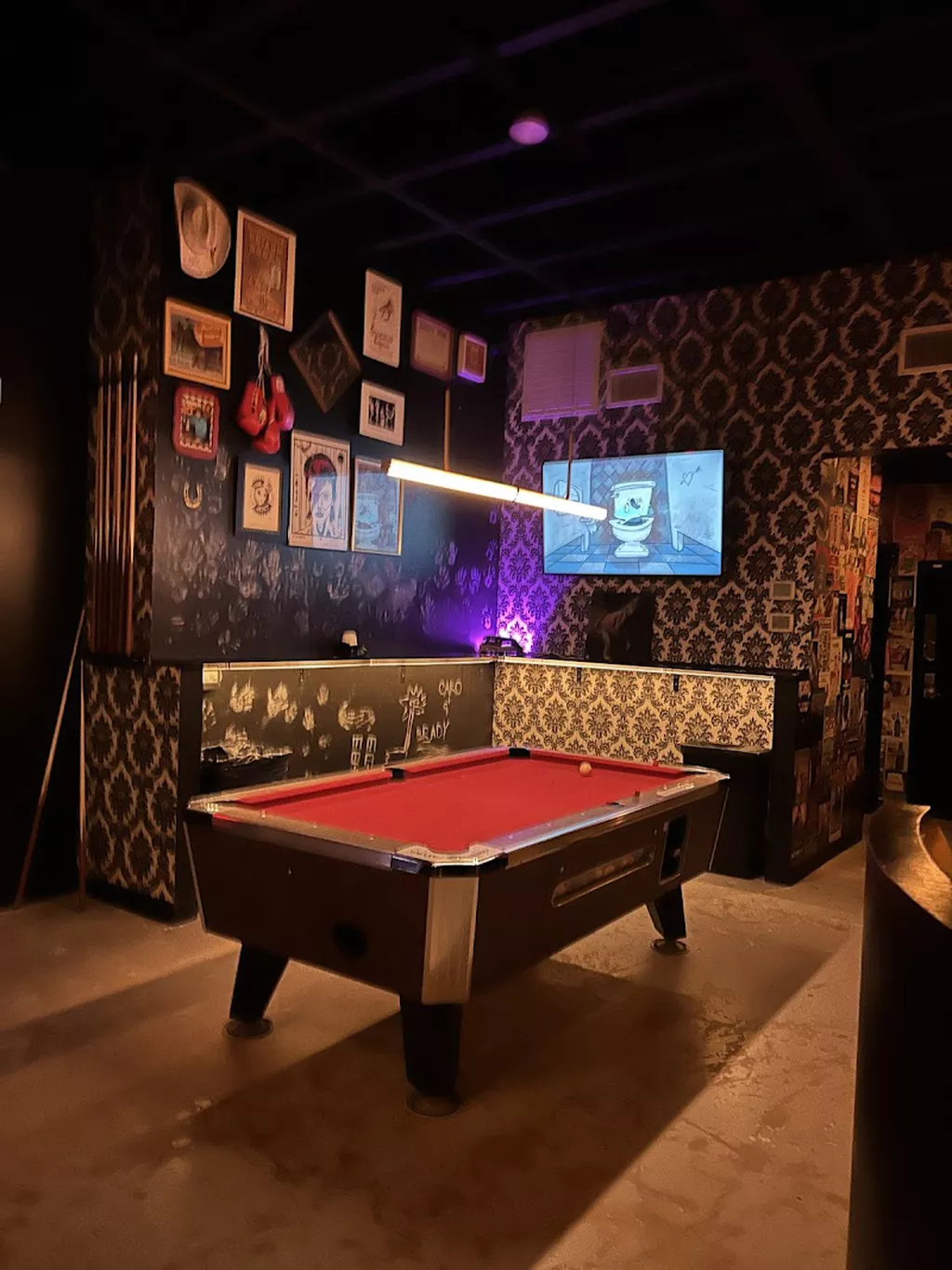 Low Doubt Bar | Play pool in Fort Worth, TX | ChalkySticks - Find, Play ...