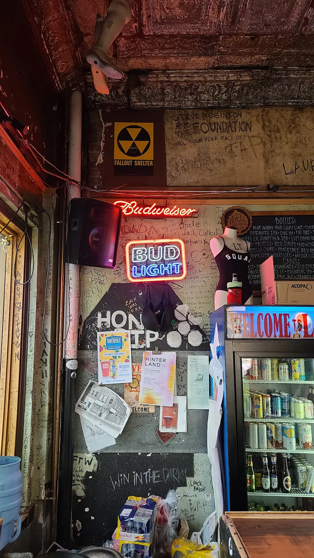 Locust Tap | Play pool in Des Moines, IA | ChalkySticks - Find, Play ...