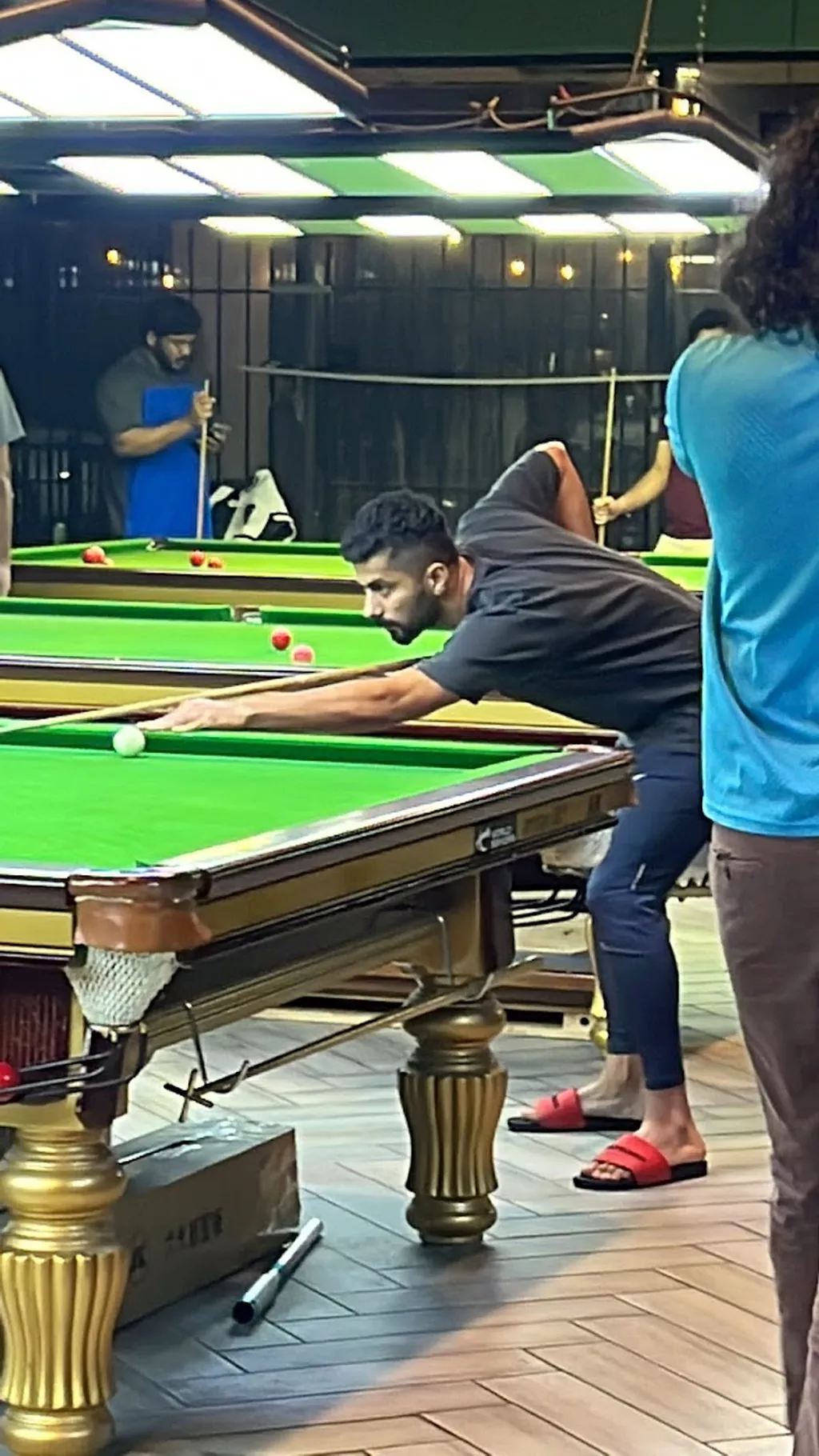 Q Hookah Bar Pool | Play pool in Houston, TX | ChalkySticks – Find