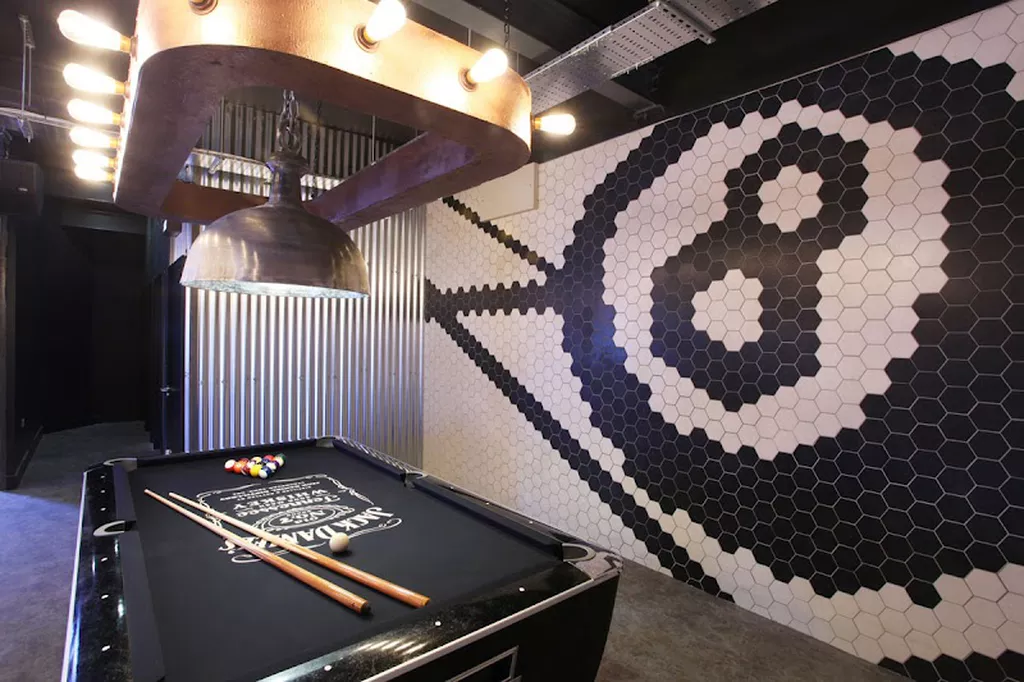 The George Tapps | Play pool in Bournemouth, England | ChalkySticks ...