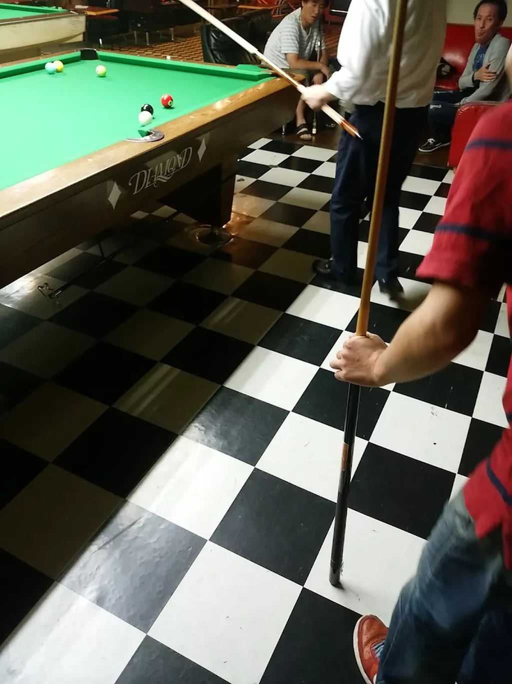 ファインショット | Play pool in Toyoake, Aichi | ChalkySticks