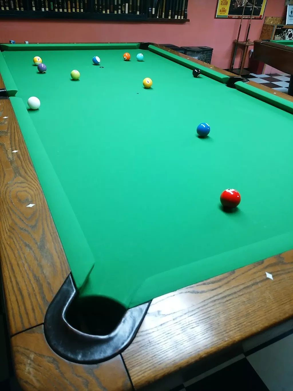 ファインショット | Play pool in Toyoake, Aichi | ChalkySticks