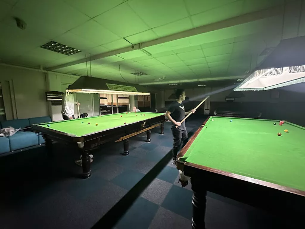 The Pocket Bar & Snooker | Play pool in Rotherham, England ...