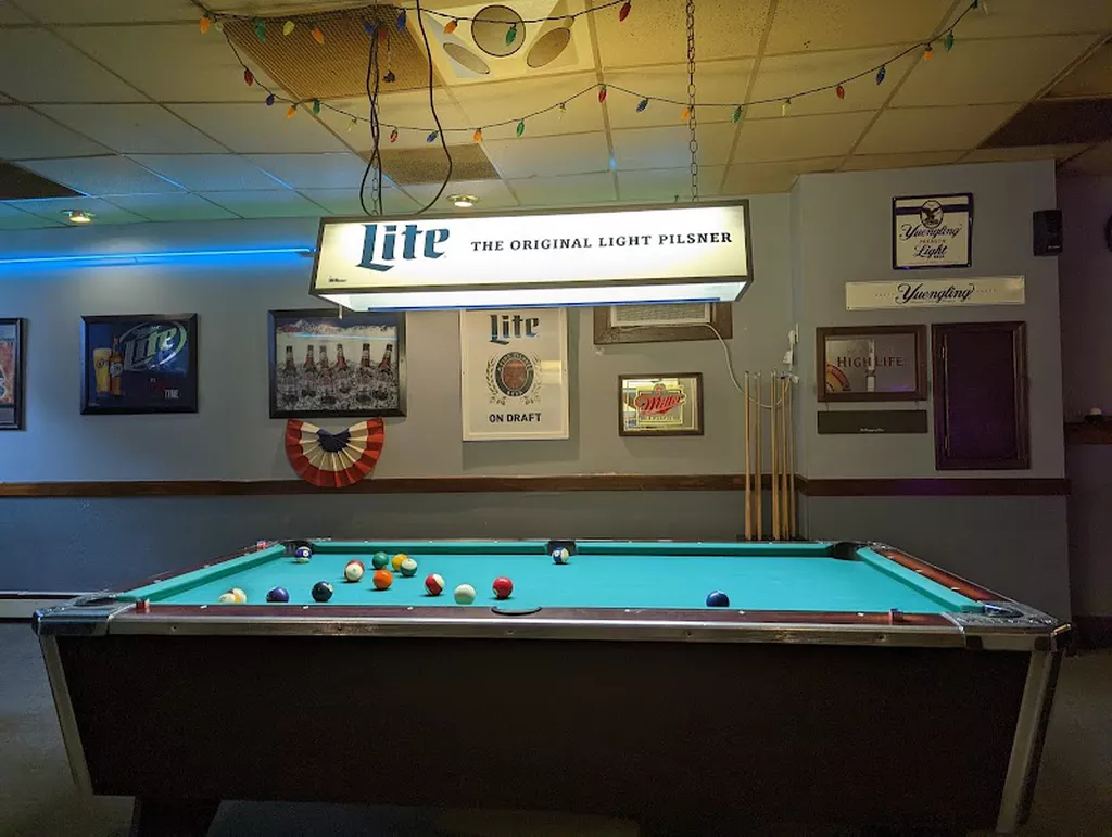Silver Rail Bar and Grill | Play pool in Wheeling, WV | ChalkySticks ...