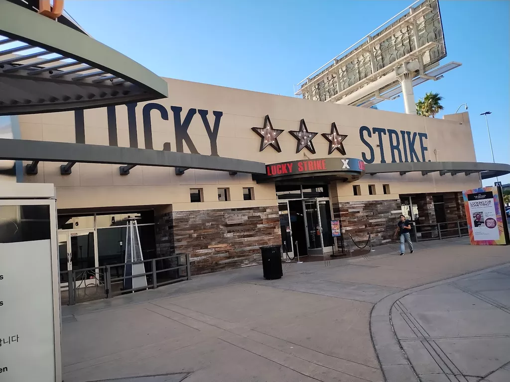Lucky Strike | Play pool in Orange, CA | ChalkySticks – Find, Play