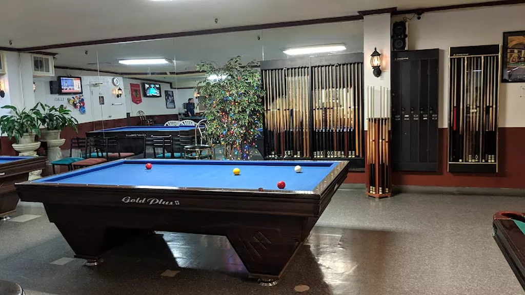 Hollywood Billiard | Play pool in Markham, ON | ChalkySticks - Find ...