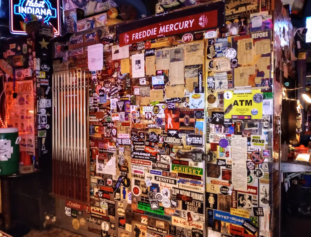 Melody Inn | Play pool in Indianapolis, IN | ChalkySticks - Find