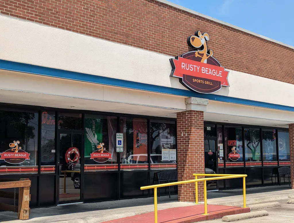 Rusty Beagle Sports Grill | Play pool in Lewisville, TX | ChalkySticks ...