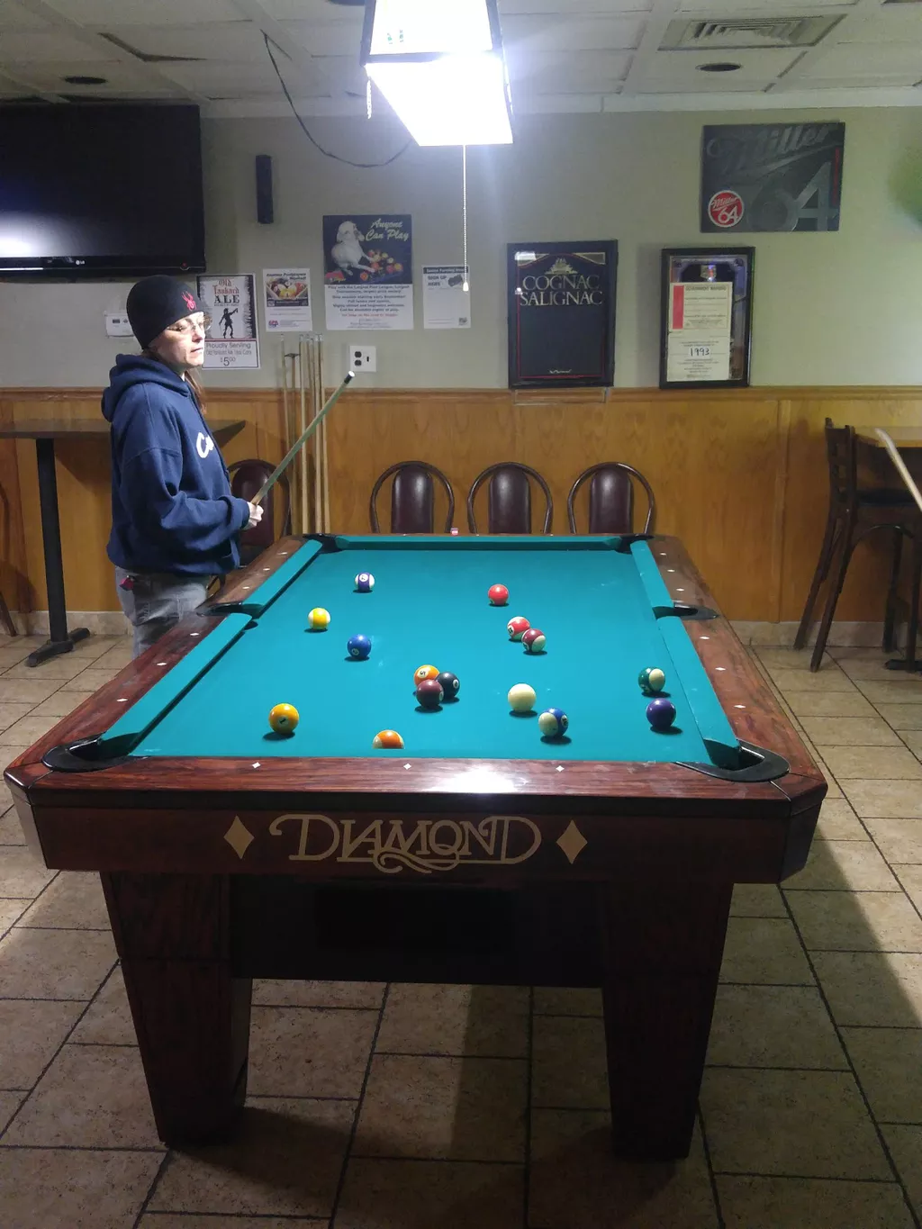 Main Event Entertainment | Play pool in Warrenville, IL | ChalkySticks ...