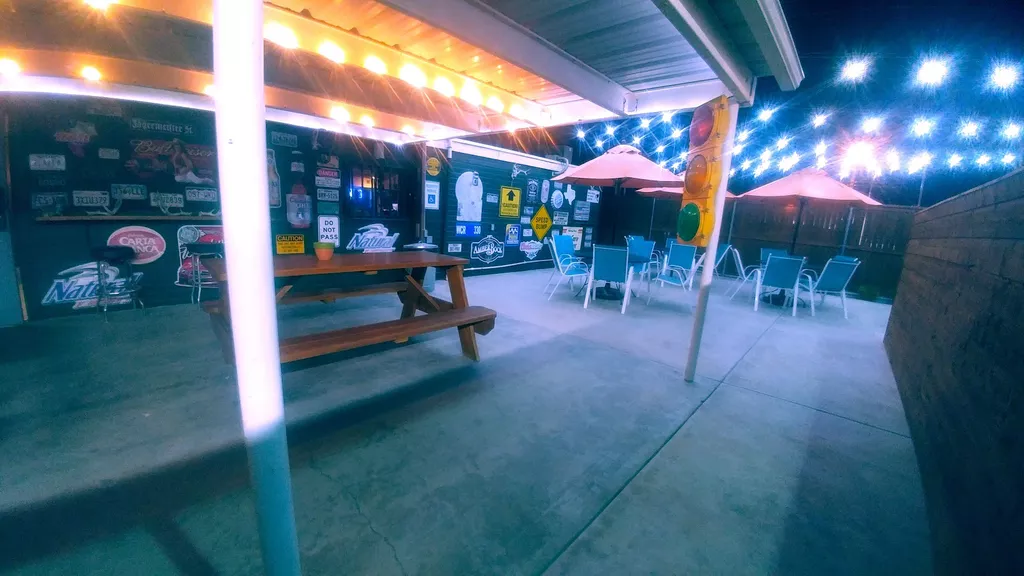 The Detour Bar | Play pool in Midland, TX | ChalkySticks - Find