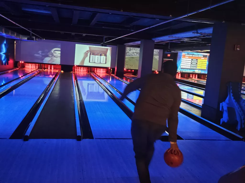 Lucky Strike | Play pool in Philadelphia, PA | ChalkySticks – Find