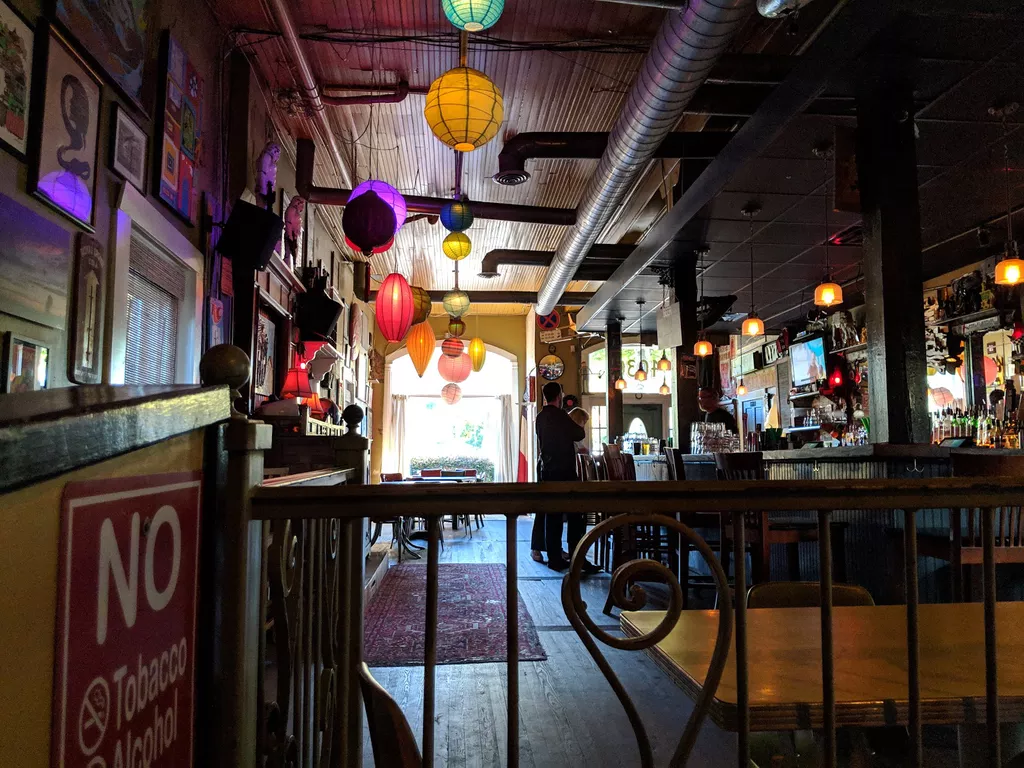 Leon Bridges pops up at The Margaret bar in Birmingham: 'Loves the vibes  and the music' - al.com, image size:1024x768