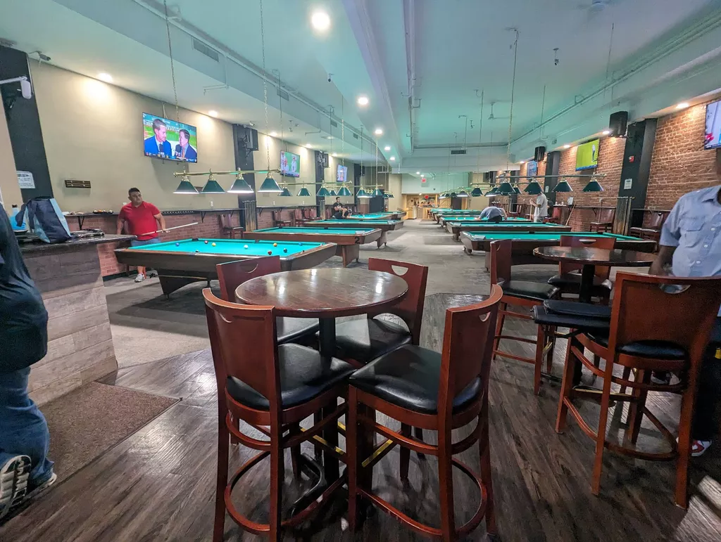 Hard Luck PoolHall Bar & Lounge | Play pool in White Plains, NY ...