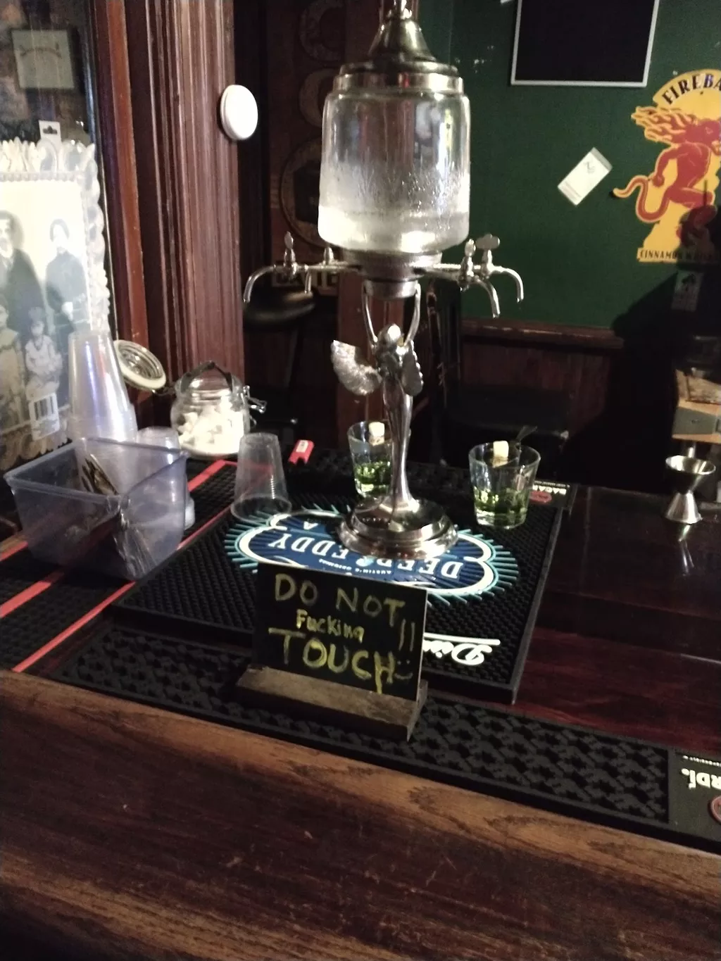 Absinthe Room | Play pool in Memphis, TN | ChalkySticks - Find, Play ...