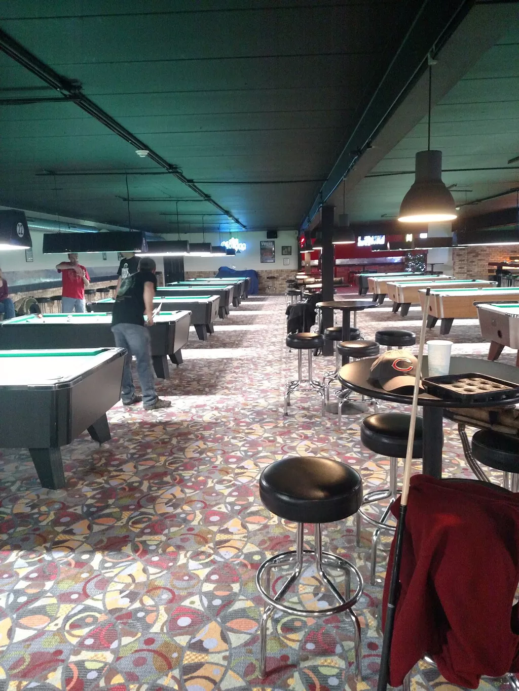 Pockets Billiards | Play pool in Crestwood, IL | ChalkySticks - Find ...
