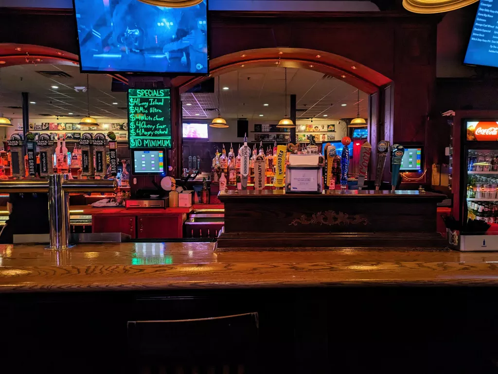 tobacco bowl iowa city Dandy Lion brings Southern comfort, class to Ped Mall TCB Pool Hall | Play
