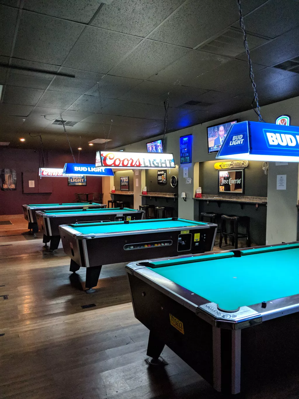 Rusty Rooster Saloon | Play pool in Yutan, NE | ChalkySticks - Find ...