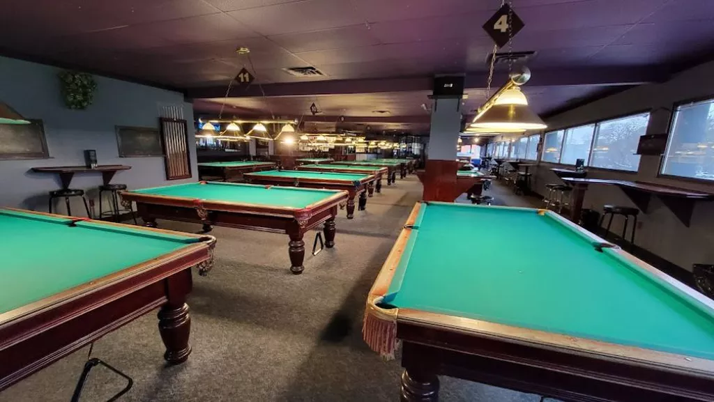 Al-Omara Cafe & Lounge | Play pool in Hamilton, ON | ChalkySticks ...