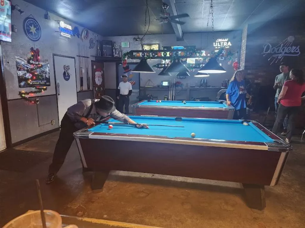 Bombshells Bar and Grill | Play pool in Victorville, CA | ChalkySticks ...