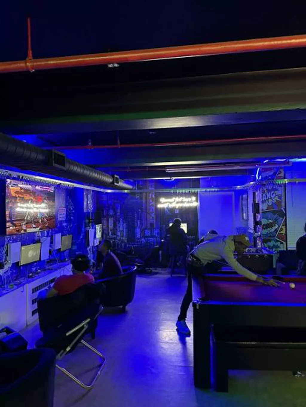 Coexist GameHouse | Play pool in New York, NY | ChalkySticks
