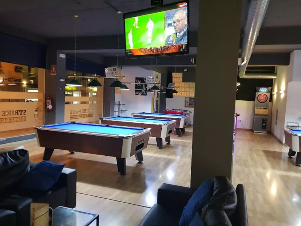 Strike Pool Club de Billar | Play pool in 08224 Terrassa, CT ...