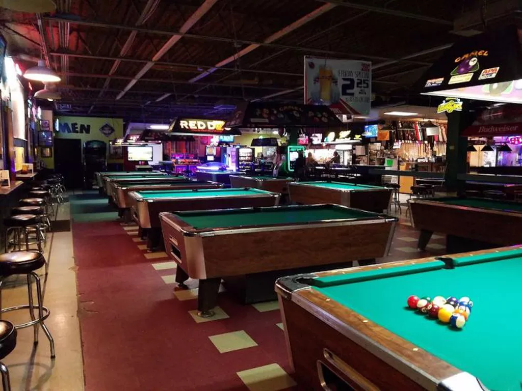 Miss Cue South | Play pool in Toledo, OH | ChalkySticks - Find, Play ...