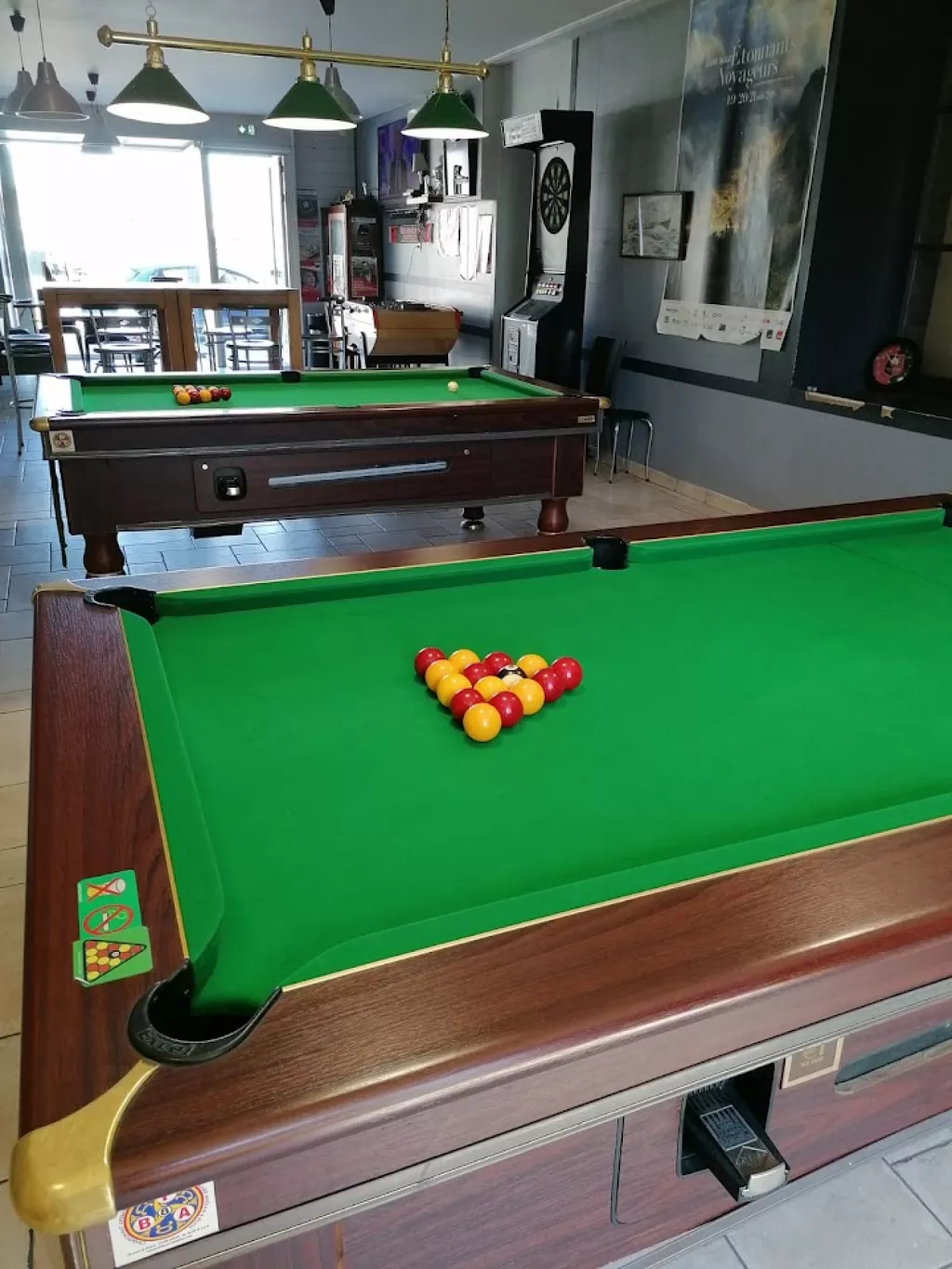 Palets Clapets. Jeux de comptoir en bois