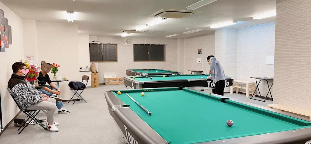 SKY BILLIARD（スカイ・ビリヤード） | Play pool in Osaka, Osaka