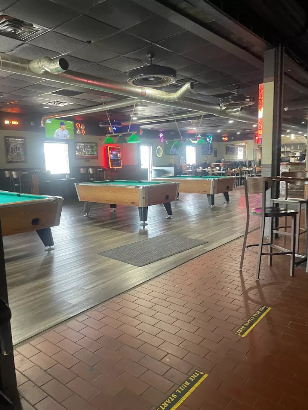 Inman's Bowling & Recreation Center | Play pool in Valparaiso, IN ...