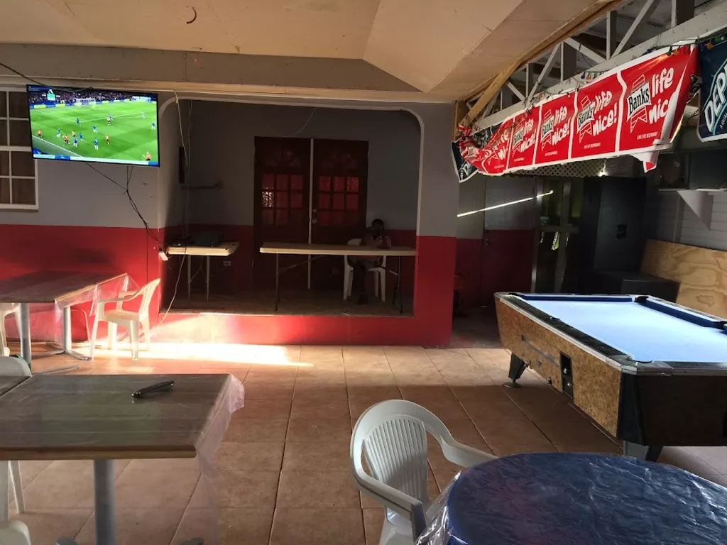 レイモンドオハラ　Pool Bar Girl photos-693eced448db8-lg.jpg?