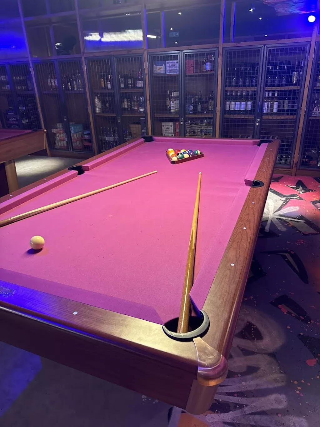 Pool Lane7 Lane7 Manchester | Play pool in Manchester, England | ChalkySticks ...