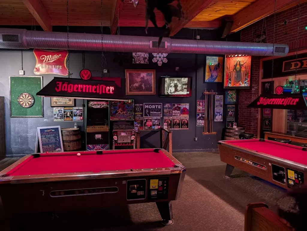 Trackside Tavern | Play pool in Decatur, GA | ChalkySticks - Find, Play ...