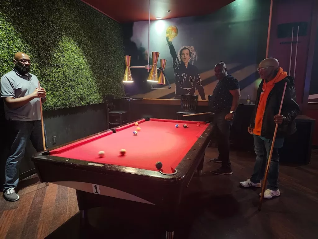 Kings Bowl-North Hills | Play pool in Raleigh, NC | ChalkySticks - Find ...