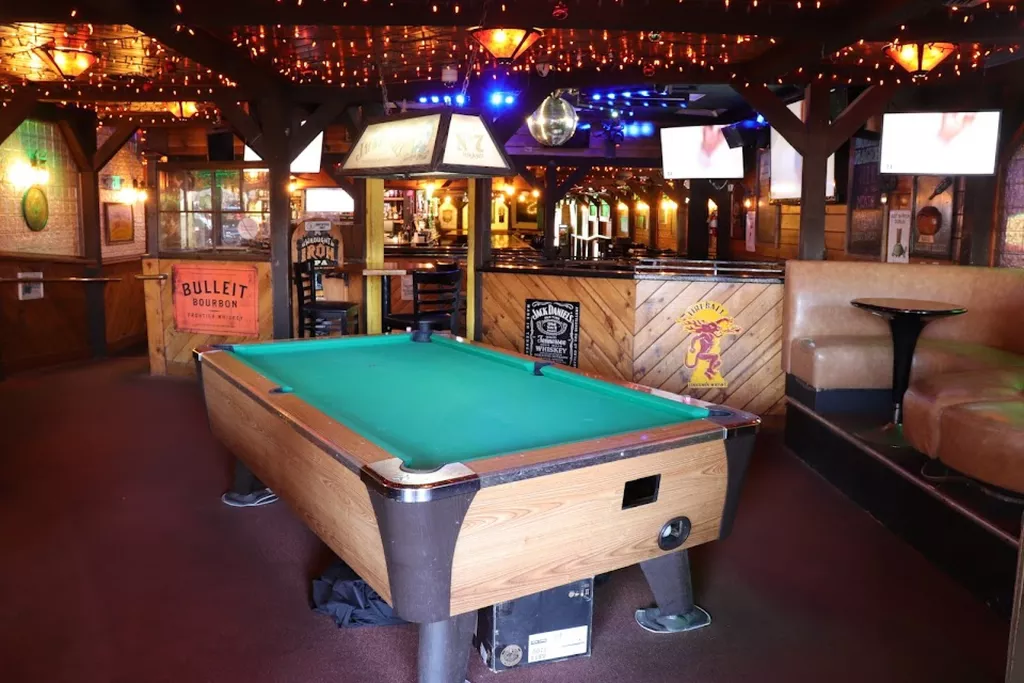 Molly Magees | Play pool in Mountain View, CA | ChalkySticks - Find ...