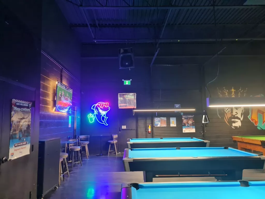 The Rack Billiards & Bar | Play pool in Mississauga, ON | ChalkySticks ...