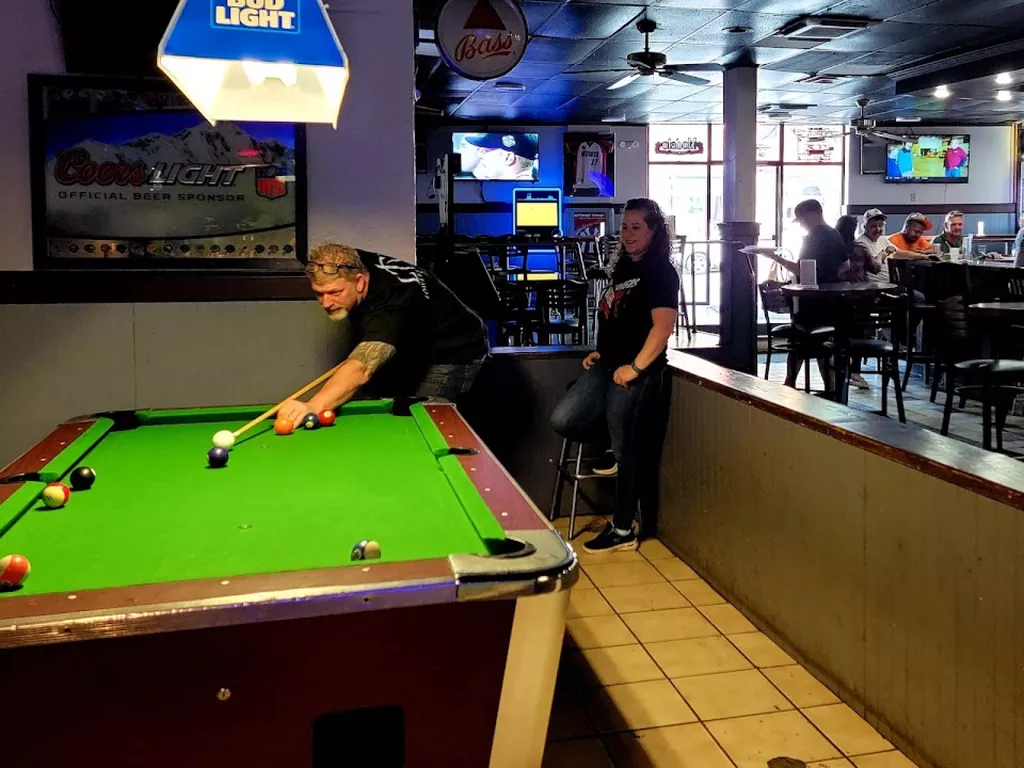 Green's Long River Inn | Play pool in Unadilla, NY | ChalkySticks ...