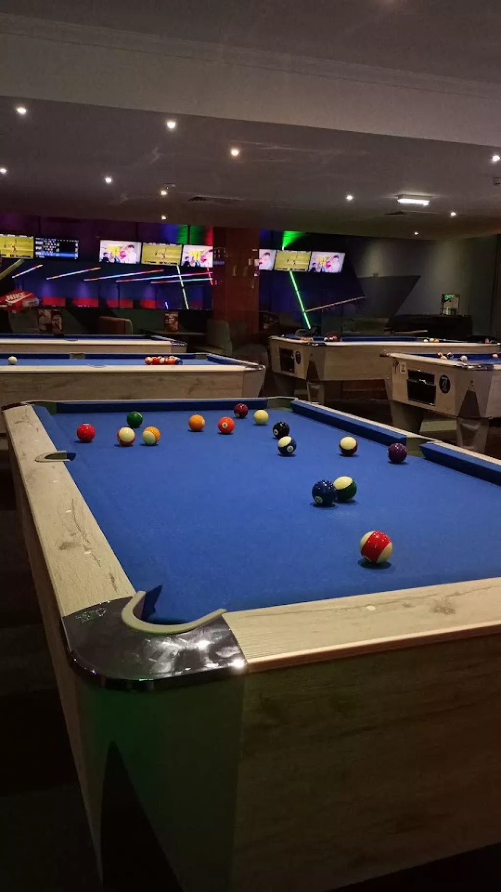 Tenpin Leeds | Play pool in Leeds, England | ChalkySticks - Find, Play ...