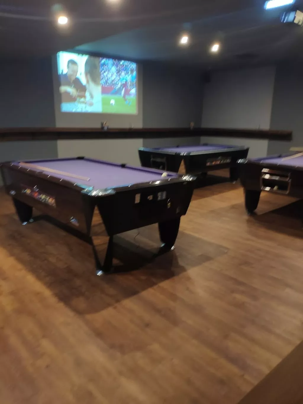 Tenpin Leeds | Play pool in Leeds, England | ChalkySticks - Find, Play ...